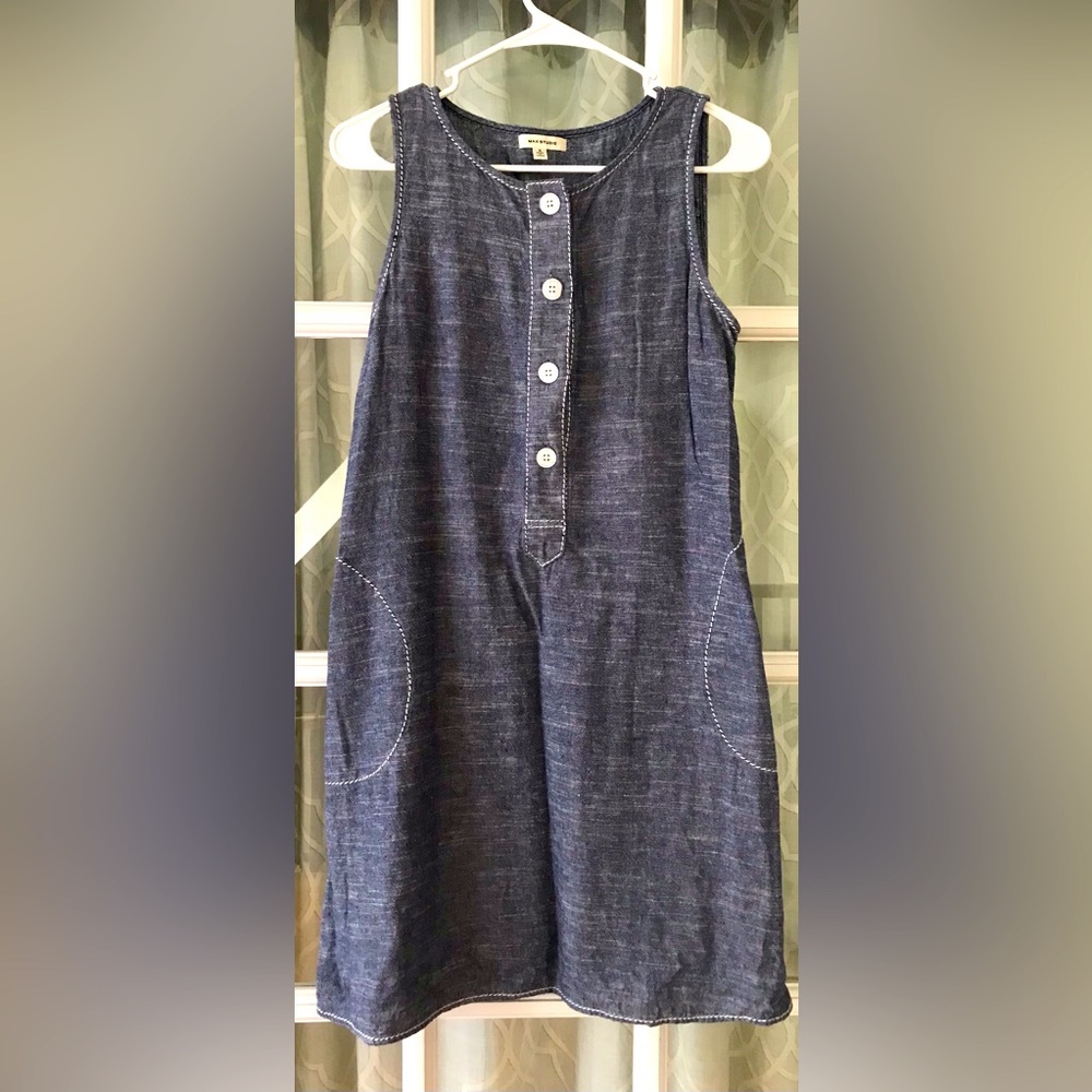 Max Studio size S chambray button up dress w/ pockets, excellent used condition